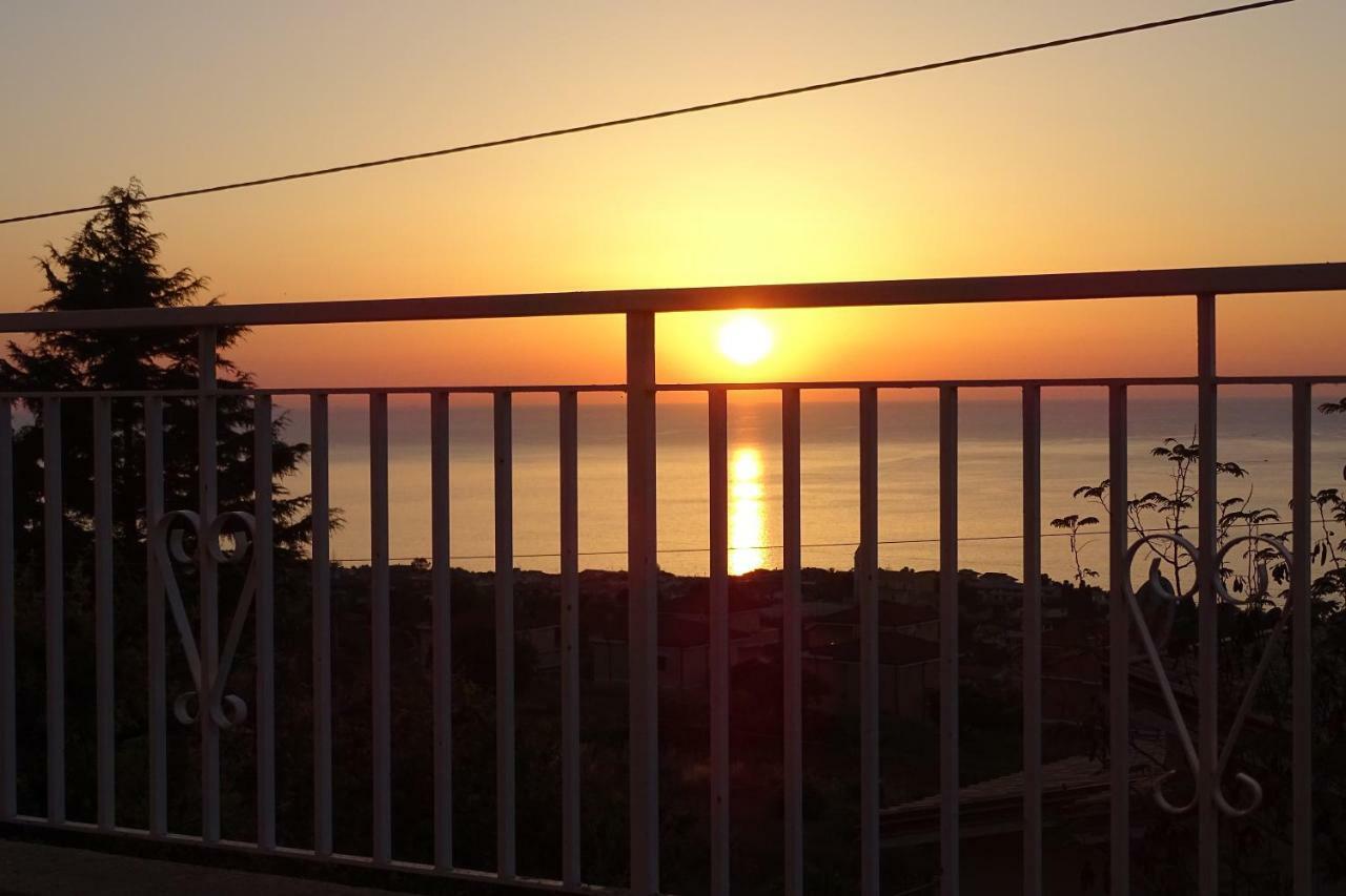 Balconcino Degli Innamorati Tropea ซานตาโดเมนิกา ภายนอก รูปภาพ