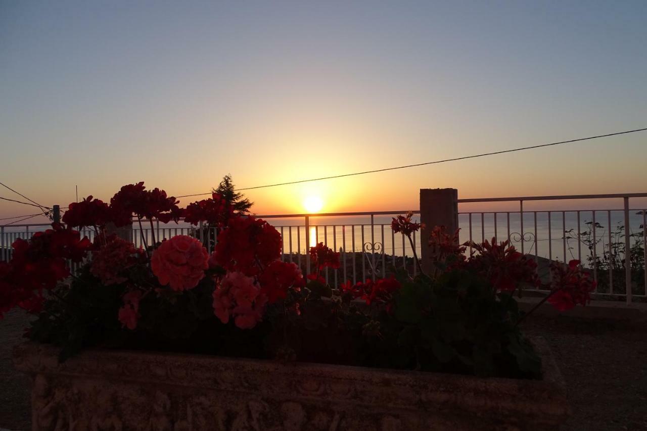 Balconcino Degli Innamorati Tropea ซานตาโดเมนิกา ภายนอก รูปภาพ